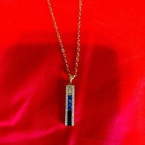 Vince Camuto ombré necklace